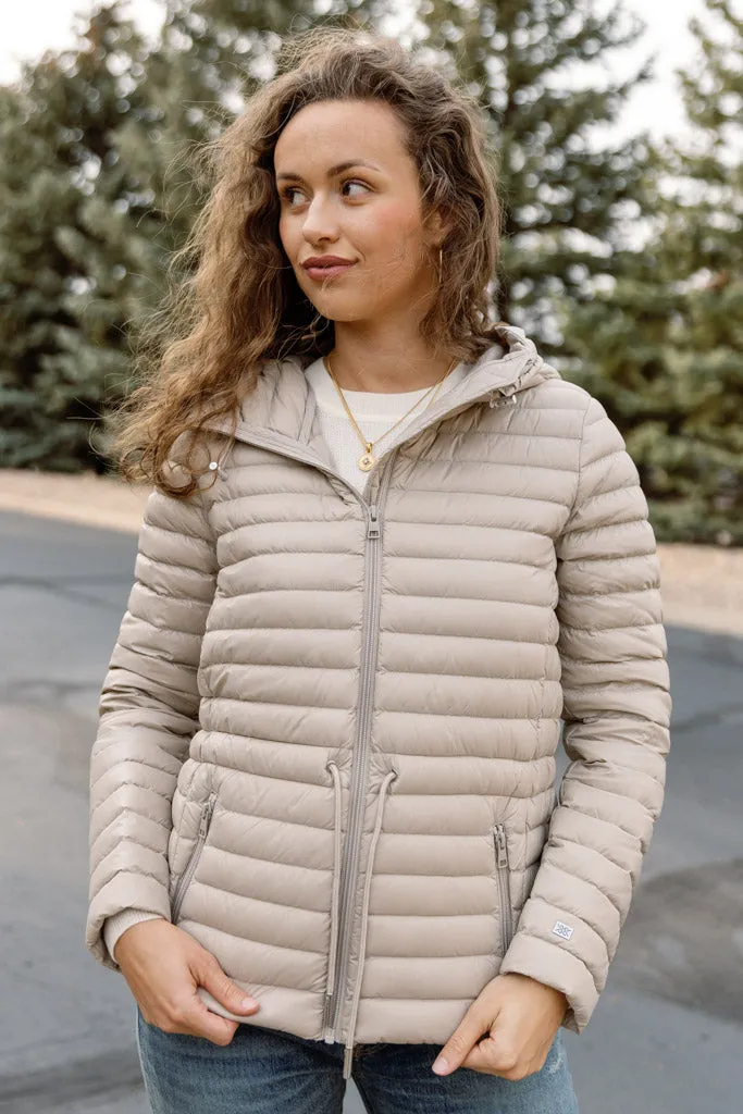 Ayleen Ultra-Lightweight Down Hooded Jacket