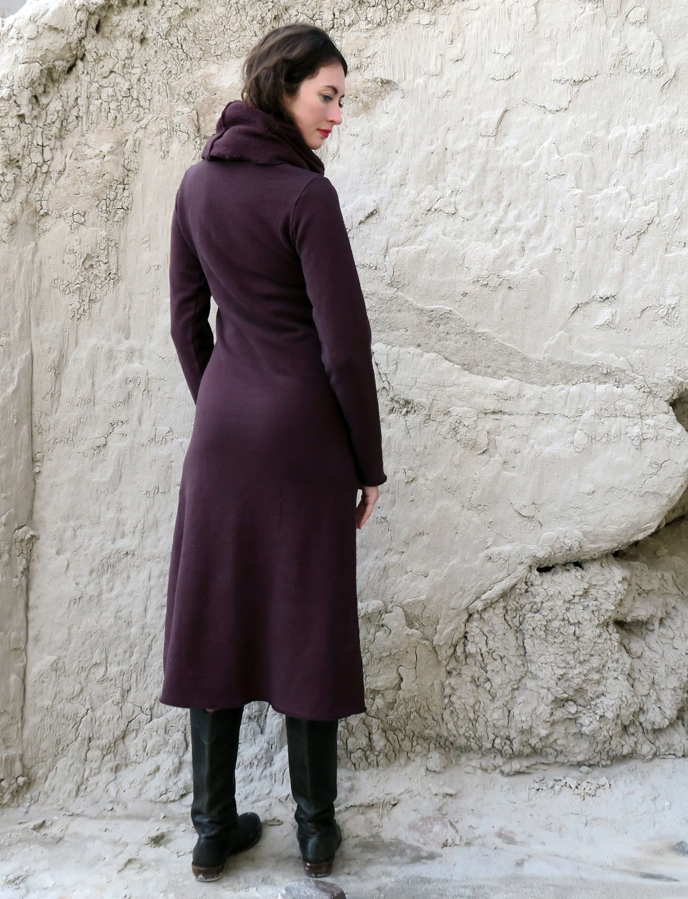 Chunky Cowl Simplicity Below Knee Dress