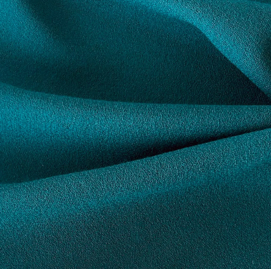 High-End Arabian Teal Selvedged Wool Crepe (Made in Italy)