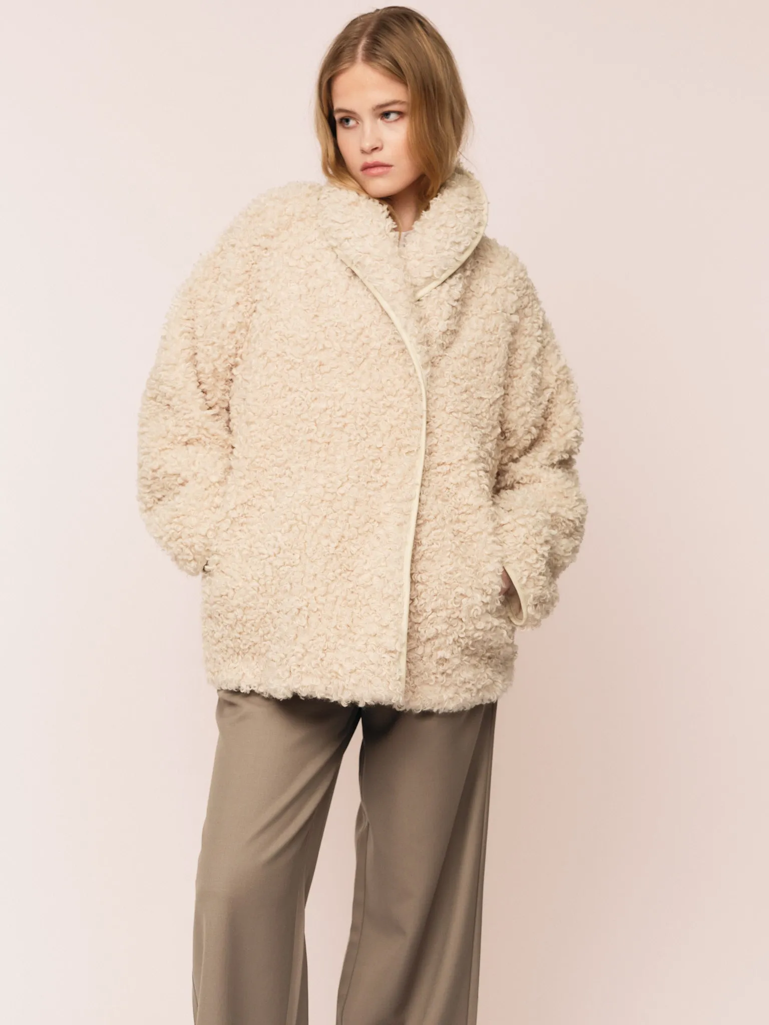 Muffe Coat - Warm Sand